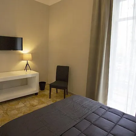 Guest house Rettifilo 3*